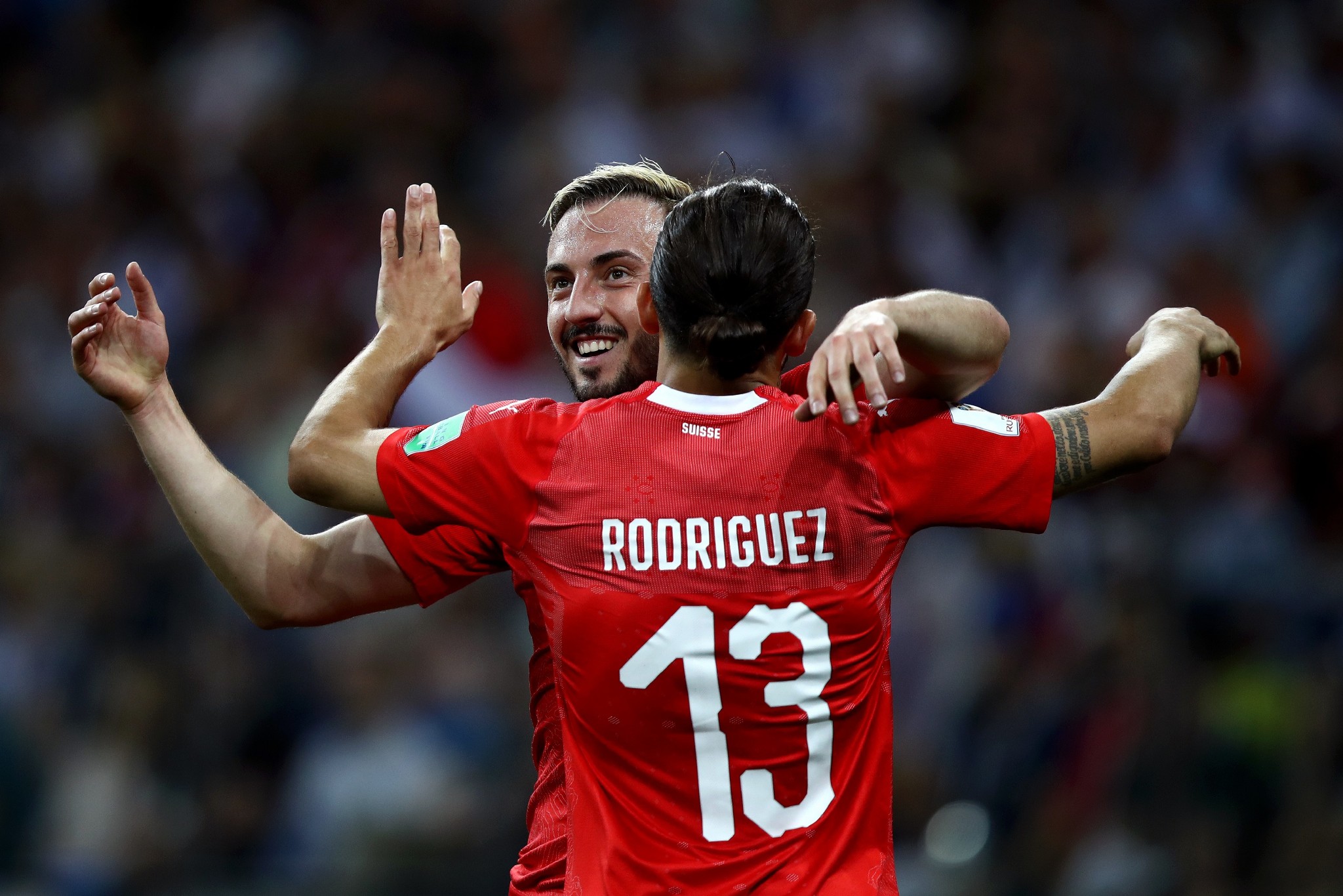 AI这次又“抢”了谁的饭碗？直播间里的数字人